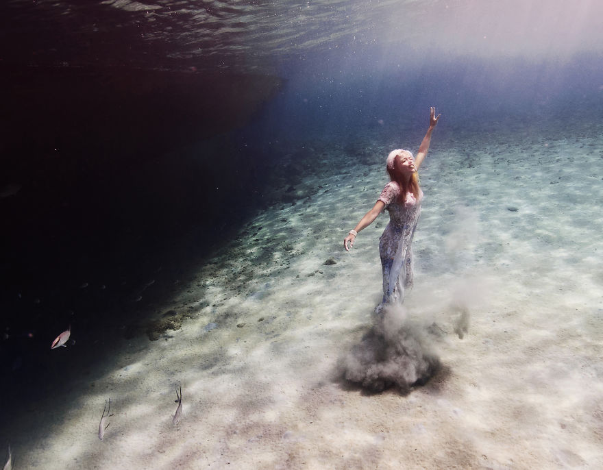 i travelled to bonaire island and photographed local children underwater 12 880
