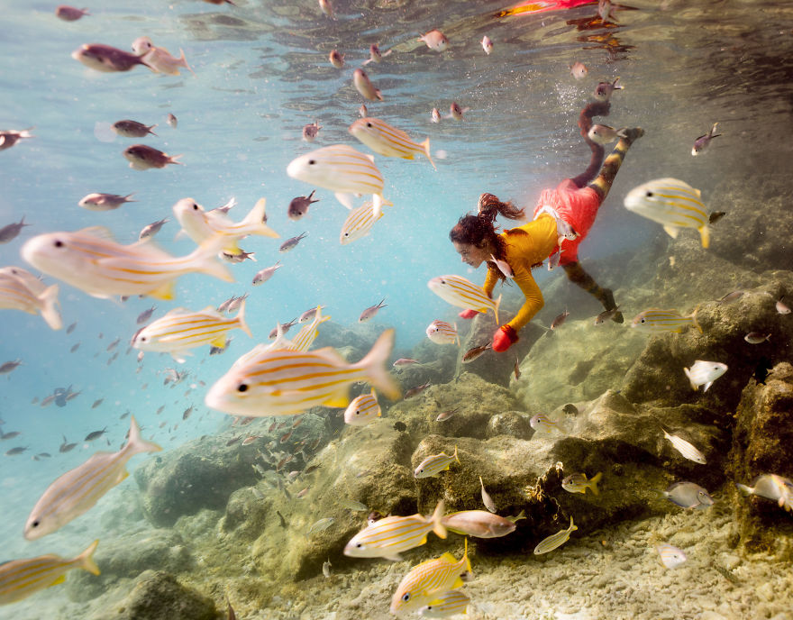 i travelled to bonaire island and photographed local children underwater 8 880
