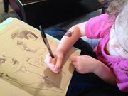 Το τετράχρονο κορίτσι που έμαθε στη μαμά του τι σημαίνει καλλιτέχνης (φωτογραφίες)