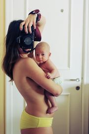 Εννέα μήνες εγκυμοσύνης, δέκα φωτογραφίες και ένα μωρό! Ενα μοναδικό πρότζεκτ (εικόνες)