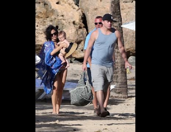 Τσάνινγκ Τάτουμ και Τζένα στην παραλία μαζί με την κόρη τους Έβερλι! (εικόνες)