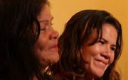 Η συγκλονιστική ιστορία μάνας και κόρης που αντάμωσαν ξανά μετά από 30 χρόνια! (εικόνες)