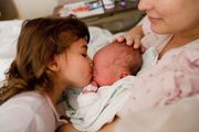 Τα πρώτα λεπτά με το νεογέννητο μωράκι σου. Μοναδικές στιγμές αποτυπωμένες σε φωτογραφίες