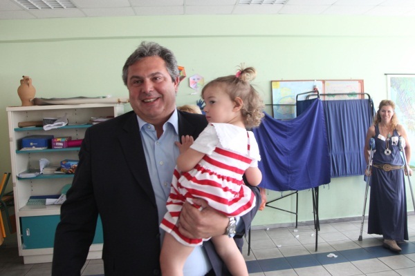 Panos Kammenos Deite Poia Toy Exei Klepsei Thn Kardia Eikones Mothersblog Gr