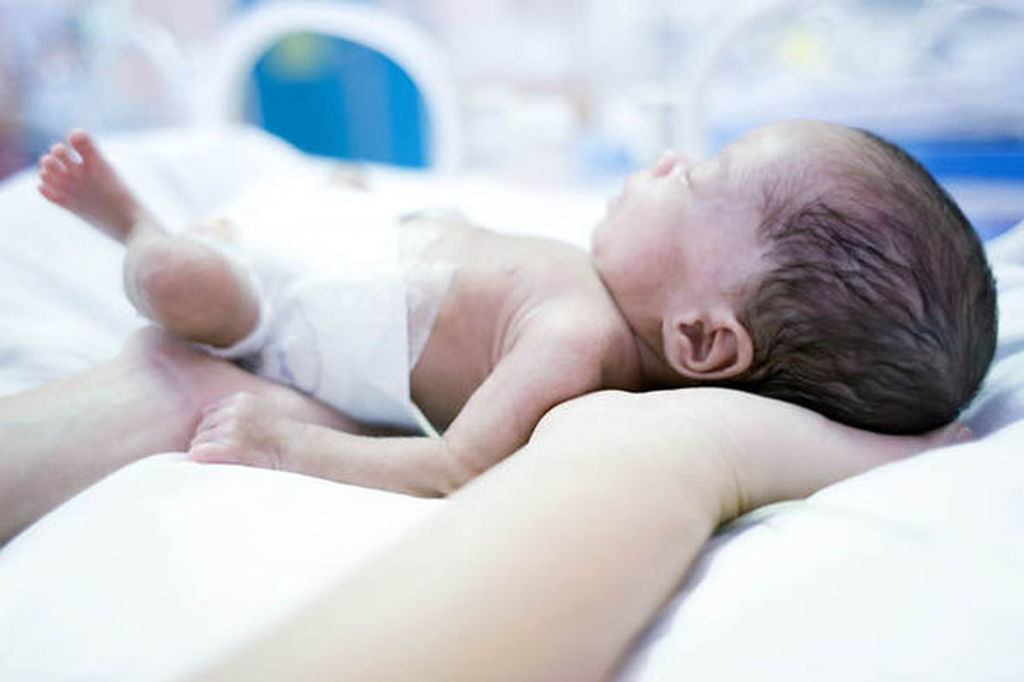 Από ποιον παράγοντα εξαρτώνται οι πιθανότητες επιβίωσης ενός πρόωρου μωρού;
