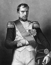 Napoleon Bonaparte: Γεννήθηκε πρόωρα το 1769 αλλά το μικρό του ύψος δεν τον εμπόδισε από το να γράψει το όνομά του στην Ιστορία ως μια στρατιωτική ιδιοφυία. 