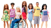 Η Barbie αποκτά προσθετικό μέλος και κάθεται σε αναπηρικό αμαξίδιο 