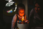 Ο Mark γιόρτασε τα γενέθλιά του στον παιδότοπο και πέρασε υπέροχα! Δείτε υπέροχες φωτογραφίες (pics)