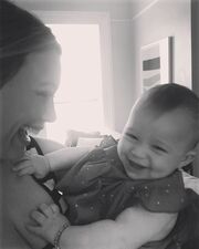 Hillary Duff: H κόρη της έγινε 6,5 μηνών και είναι πανέμορφη! (pics) 