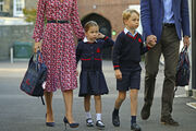 Η πρώτη μέρα στο σχολείο για τον πρίγκιπα George & την πριγκίπισσα Charlotte! Δείτε φωτογραφίες!
