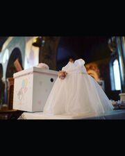 Κατερίνα Τσάβαλου: Δείτε τις νέες φωτογραφίες από τη βάφτιση της κόρης της που μοιράστηκε μαζί μας
