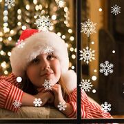Γιορτινές ιδέες για να διακοσμήσετε τα παράθυρα φέτος τα Χριστούγεννα (pics) 