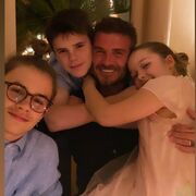 David Beckham: Φωτογραφίες που δείχνουν πόσο υπέροχη οικογένεια έχει (pics)