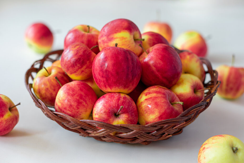 Δίαιτα με μήλα για να αποκτήσετε πιο λεπτή κοιλιά. Δοκιμάστε την