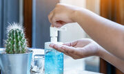Δώστε το παράδειγμα πλένοντας εσείς πρώτοι τα χέρια σας στο σπίτι, όσο πιο συχνά γίνεται.