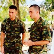 Άρης Αργυρόπουλος: Η νέα φώτο του γιου της Μαρίας Μπακοδήμου από το στρατό