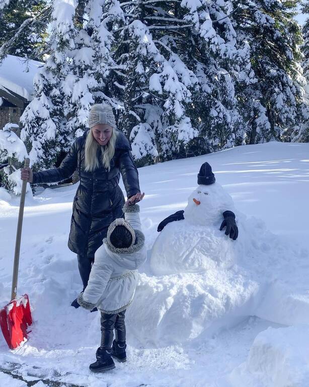 Χριστίνα Κοντοβά: Η πρώτη εξόρμηση στον Παρνασσό και ο πρώτος χιονάνθρωπος