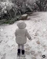 Χριστίνα Κοντοβά: Η μικρή Ada λατρεύει το χιόνι - Οι απίθανες φώτο της στην Αθήνα