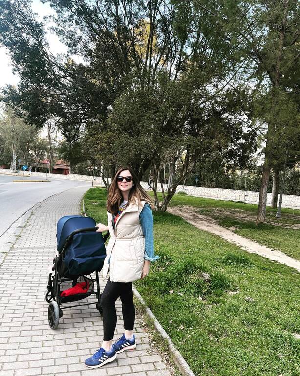 Ευγενία Δημητροπούλου: Για βόλτα με την κόρη της