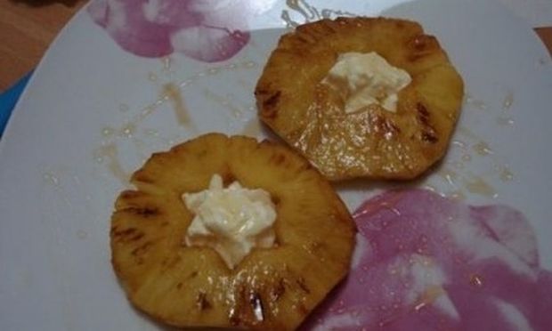 Συνταγή για ελαφρύ γλυκό τηγανιτό ανανά
