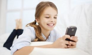 Ερευνητές θα μελετήσουν τους κινδύνους από τη χρήση κινητών τηλεφώνων σε 2.500 παιδιά