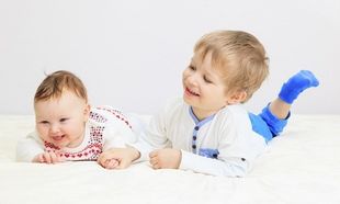 Πόση διαφορά ηλικίας είναι καλό να έχουν τα παιδιά μου;