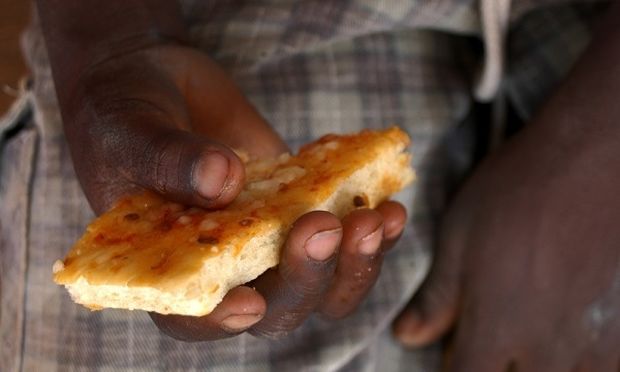 ΟΗΕ: Αναγκάστηκαν να μειώσουν τις μερίδες τροφής που χορηγούν στα παιδιά της Αφρικής λόγω έλλειψης πόρων!