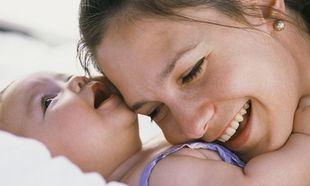 Επίδομα μητρότητας 200 ευρώ για πρώτη φορά και για ελεύθερες επαγγελματίες!