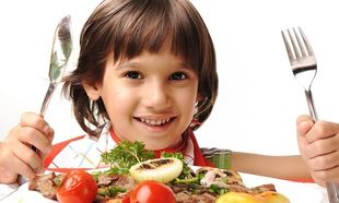 «Πώς θα μάθω το παιδί μου να τρώει φρούτα και λαχανικά;» Από τη διατροφολόγο Ευσταθία Παπαδά