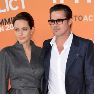 Είναι πια επίσημο: Η Αngelina Jolie και ο Brad Pitt ετοιμάζουν τα χαρτιά τους για...