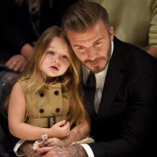 Mα πόσο γλυκιά: Η Harper Beckham μας χάρισε την καλύτερη φωτογραφία της εβδομάδας