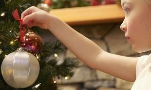 Ιδέες για να απασχολήσετε τα παιδιά σας στο σπίτι στις διακοπές των Χριστουγέννων