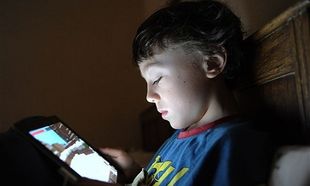 Παγκόσμια Ημέρα Ασφαλούς Πλοήγησης στο Internet: Εθισμός στο Διαδίκτυο και παιδιά!