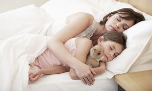 Παγκόσμια Ημέρα Ύπνου-Πόσες ώρες πρέπει να κοιμούνται τα παιδιά;