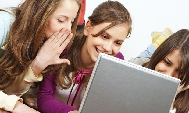 Τι είναι το πρόγραμμα "CodeGirls" που απευθύνεται σε έφηβα κορίτσια