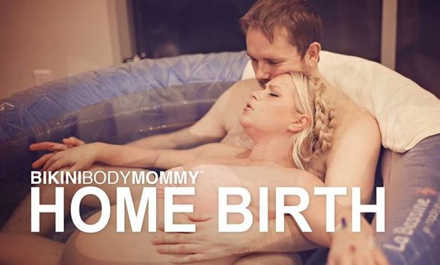 Υπέροχο βίντεο: Ο τοκετός της «Bikini Body Mommy» στο σπίτι!