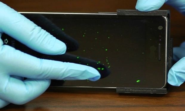 Tα μικρόβια του κινητού σας, μαρτυρούν τα μυστικά σας!
