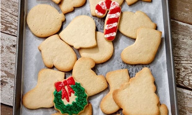 Υγιεινές χριστουγεννιάτικες λιχουδιές που μπορείτε να φτιάξετε με τα παιδιά σας: Μπισκότα με λίγες θερμίδες