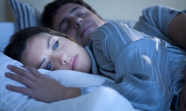 Προβλήματα ύπνου κατά τη διάρκεια της περιόδου