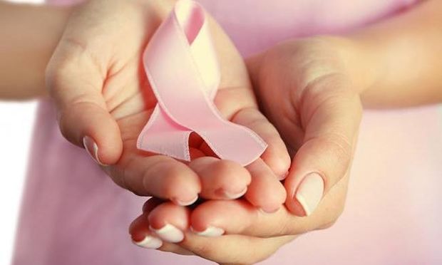 Καρκίνος μαστού: Ενημερωθείτε για τα σημάδια εγκαίρως