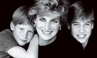 Τα χειρόγραφα της Πριγκίπισσας Diana είναι κυρίως αφιερωμένα στους αγαπημένους της γιους William και Harry.