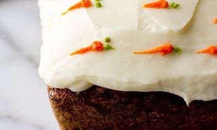 Φτιάξτε το πιο νόστιμο κέικ καρότου