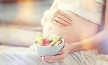 Διατροφή για εγκύους: Τι αποφεύγουμε, τι προτιμάμε, τι περιορίζουμε