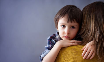 Οικογενειακά προβλήματα και δυσκολίες: Πόσα πρέπει να γνωρίζει το παιδί;