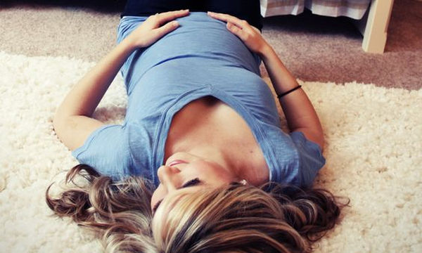 Ανεπιθύμητη τριχοφυΐα στην εγκυμοσύνη: Πώς θα απαλλαγώ; (vid)