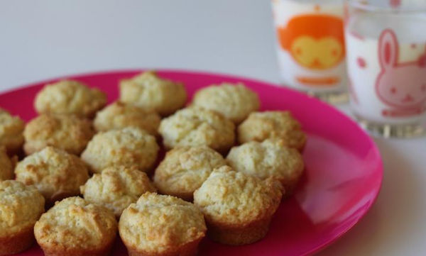 Γλυκά muffins με τρία μόνο υλικά - Δοκιμάστε τα!