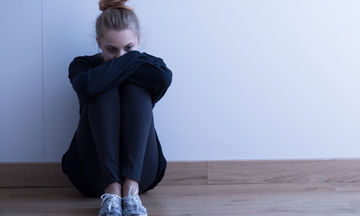 Κατάθλιψη, άγχος, κρίσεις πανικού: Αυξάνονται οι ψυχικές ασθένειες στους νέους 