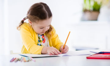 Γιατί τα παιδιά δυσκολεύονται στις μέρες μας να γράφουν με μολύβι 
