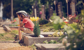 Πώς μιλάμε στα παιδιά για την απώλεια και το θάνατο