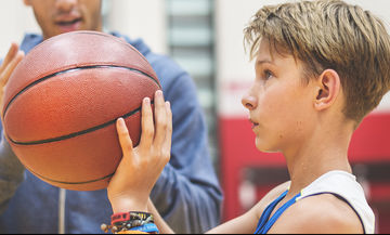 5 λόγοι για να ενθαρρύνετε το παιδί σας να συμμετέχει σε μια αθλητική δραστηριότητα